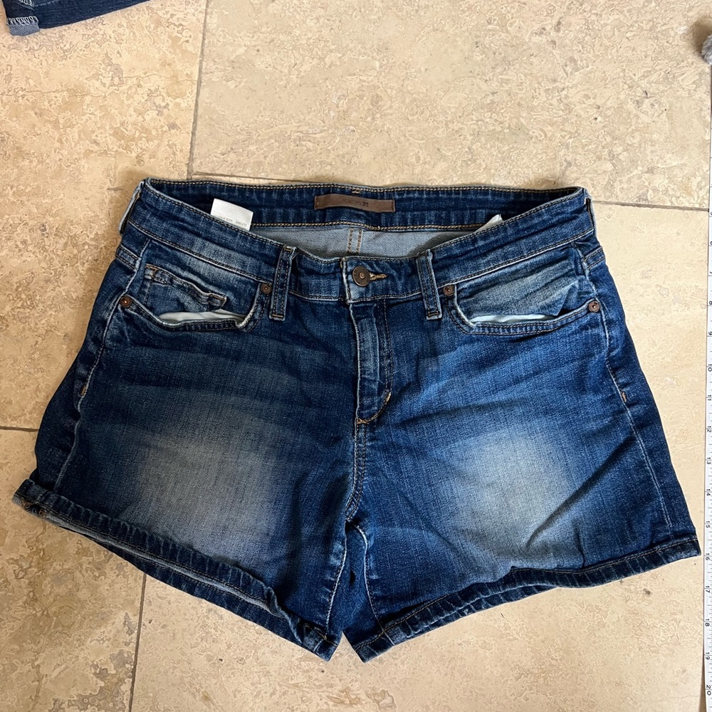 Joes jean shorts size 28
